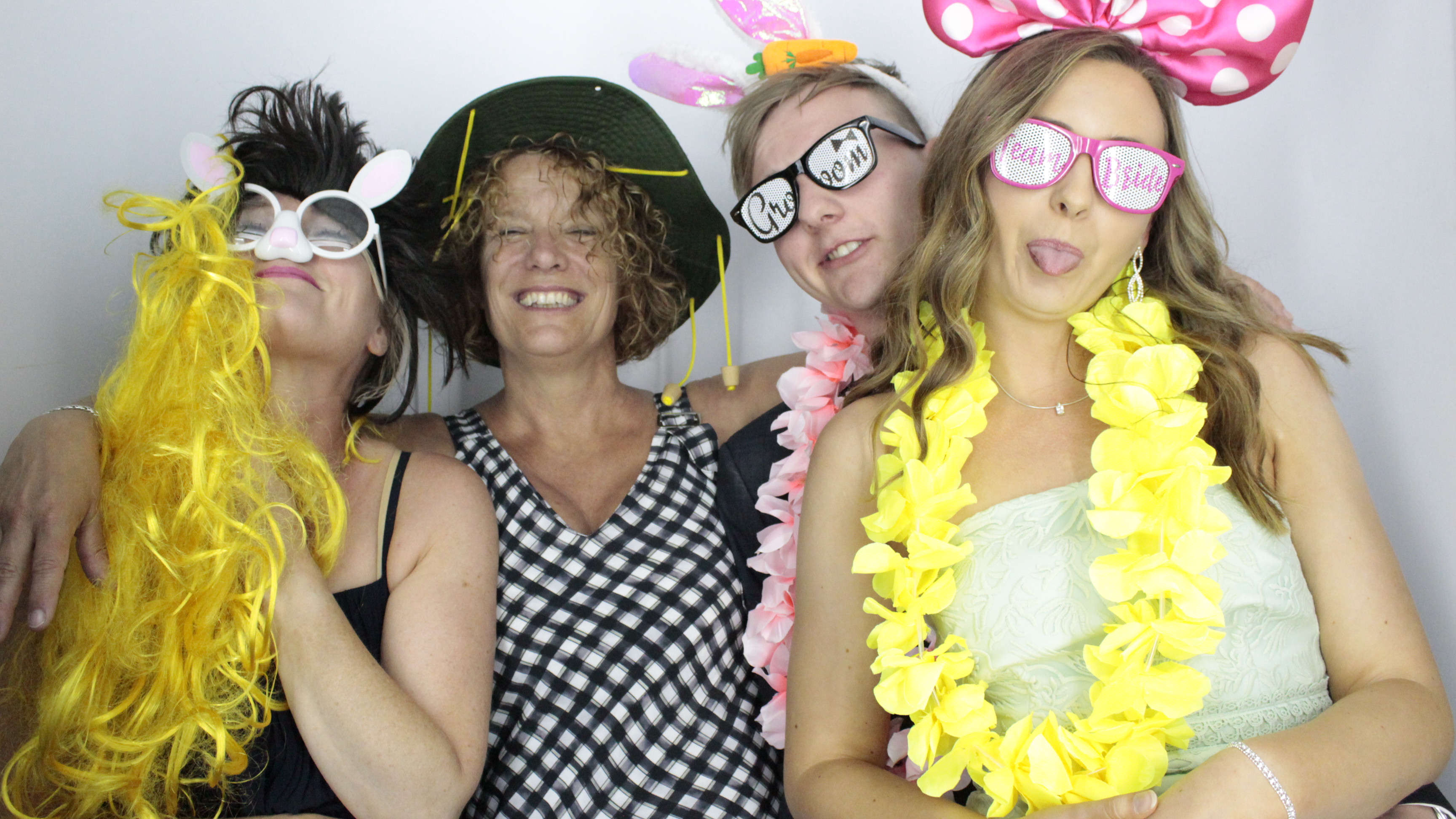 Jade and Duncan's Wedding | View more photos from the event at gallery.myphotoboothexperience.co.uk/u/MyPhotoBoothExperienceLtd/Jade-and-Duncans-Wedding